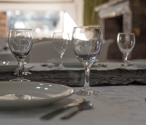 Vajilla de salón de eventos Mi Tierra San Rafael